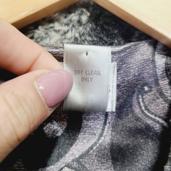 Chicos Sheared Vegan Fur Jacket - Picture 6 of 7